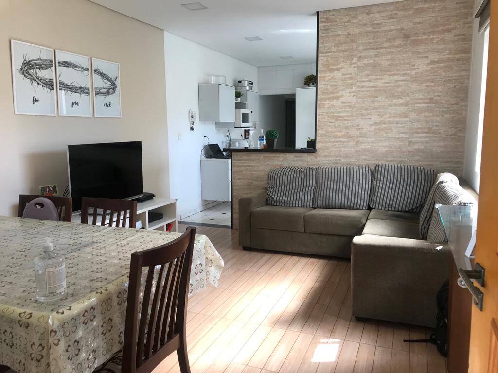 Casa à venda com 1 quarto, 150m² - Foto 1