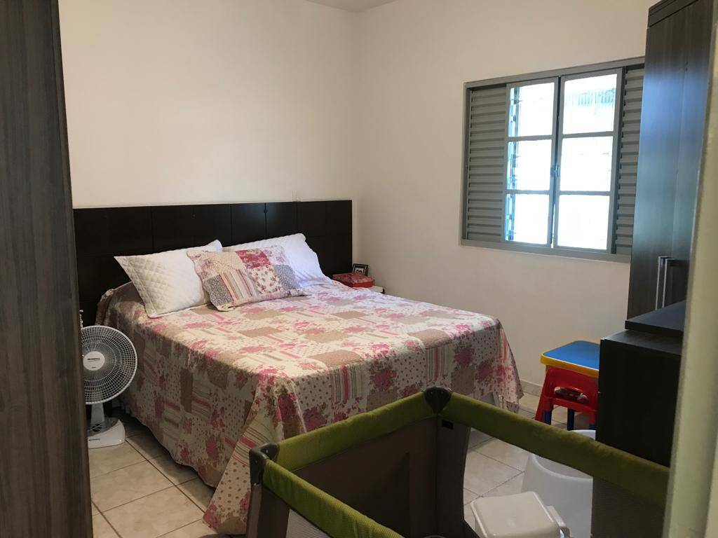 Casa à venda com 1 quarto, 150m² - Foto 6