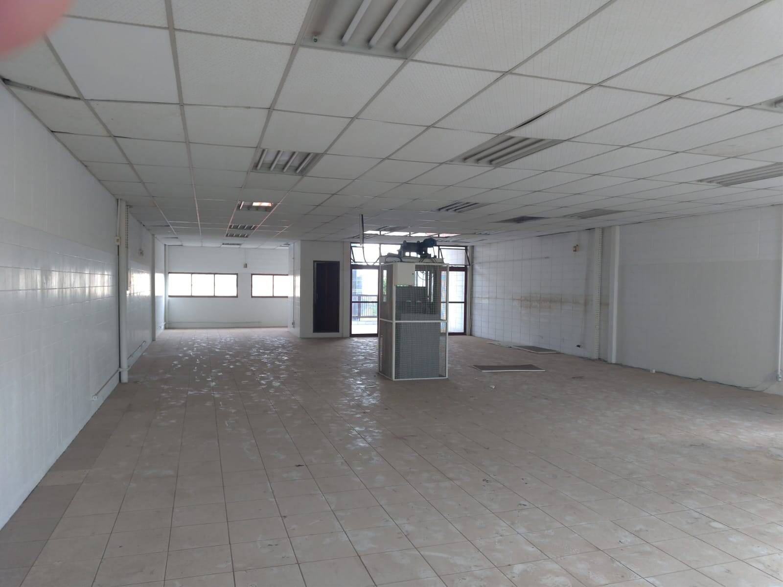 Prédio Inteiro à venda, 1000m² - Foto 8