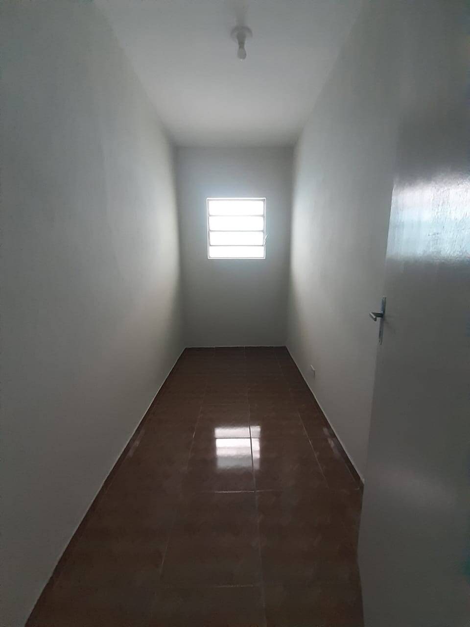 Casa à venda com 2 quartos, 182m² - Foto 11