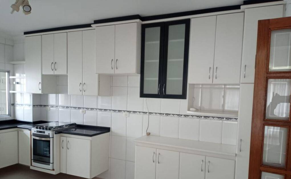 Apartamento à venda com 3 quartos, 117m² - Foto 1