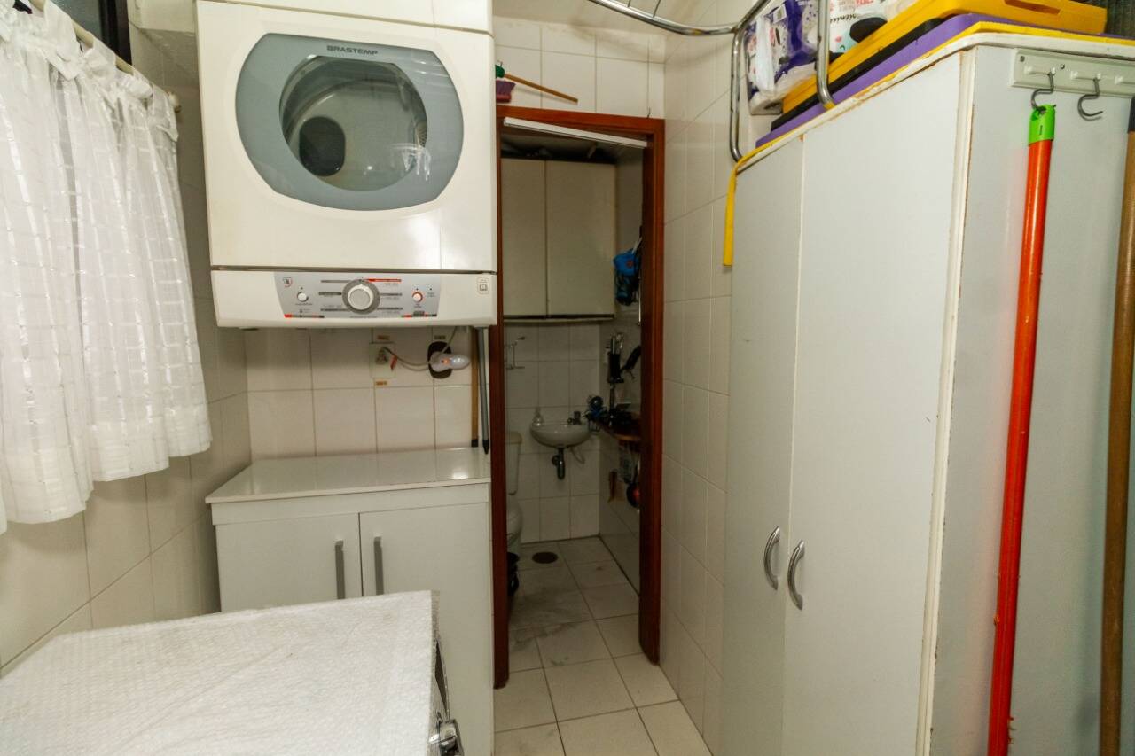 Apartamento à venda com 3 quartos, 100m² - Foto 4