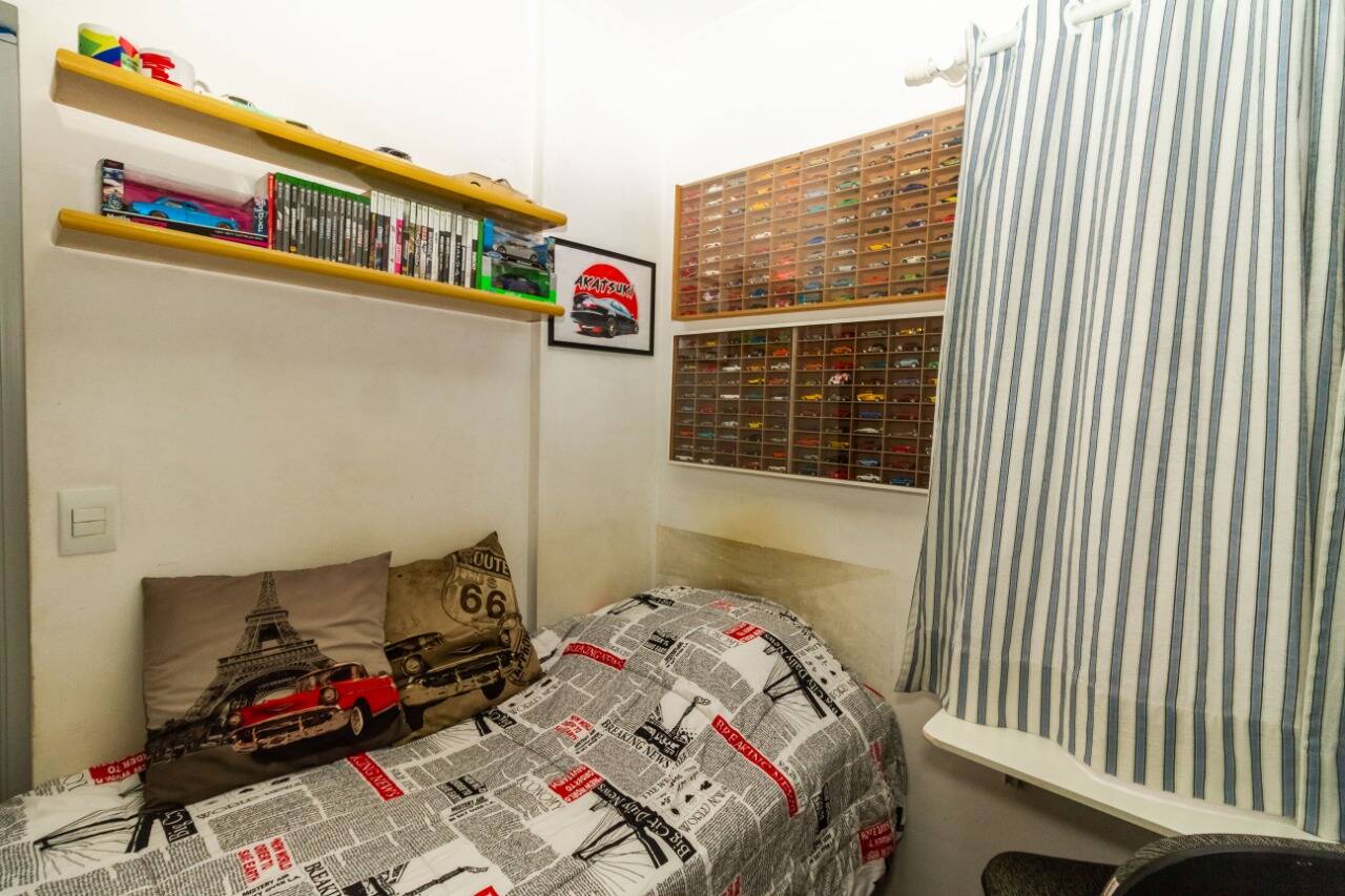 Apartamento à venda com 3 quartos, 100m² - Foto 2