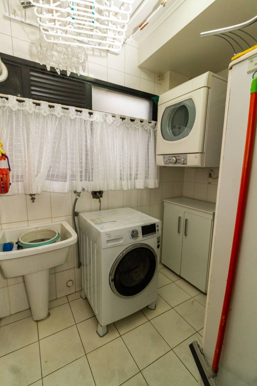 Apartamento à venda com 3 quartos, 100m² - Foto 12