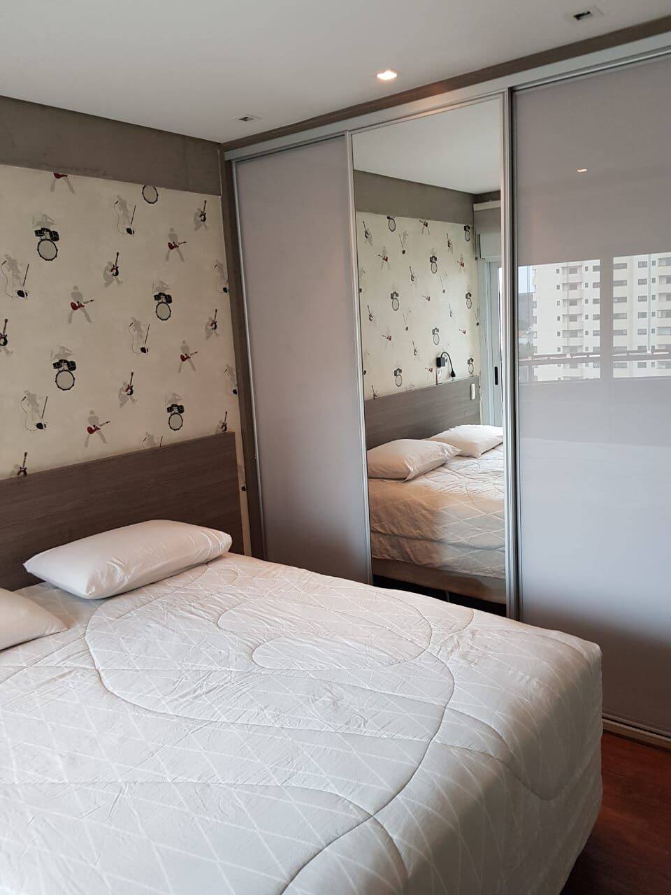 Apartamento à venda com 4 quartos, 350m² - Foto 32