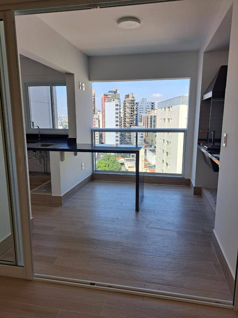 Apartamento à venda com 2 quartos, 82m² - Foto 2