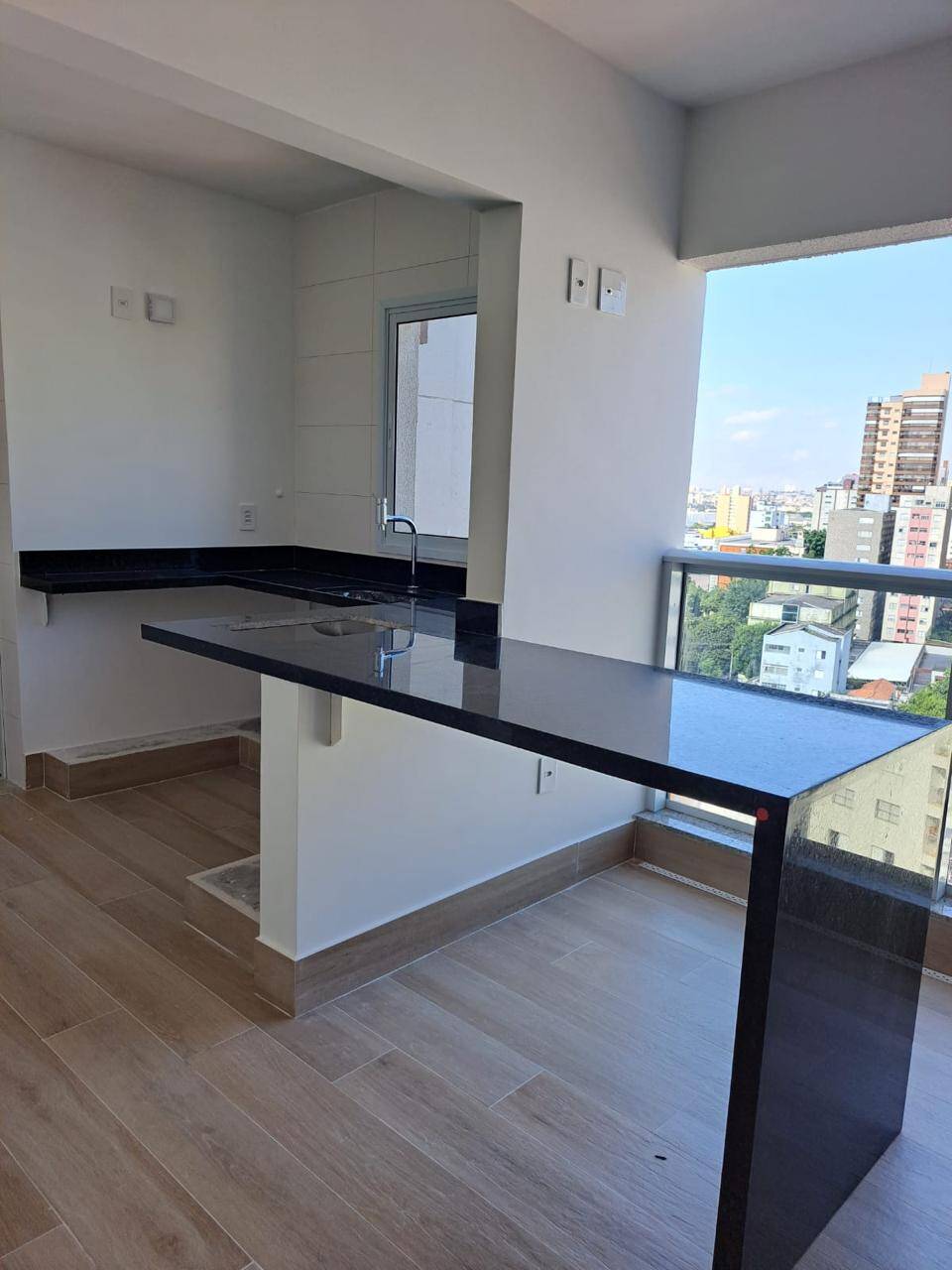 Apartamento à venda com 2 quartos, 82m² - Foto 1