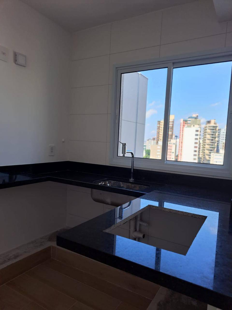 Apartamento à venda com 2 quartos, 82m² - Foto 11