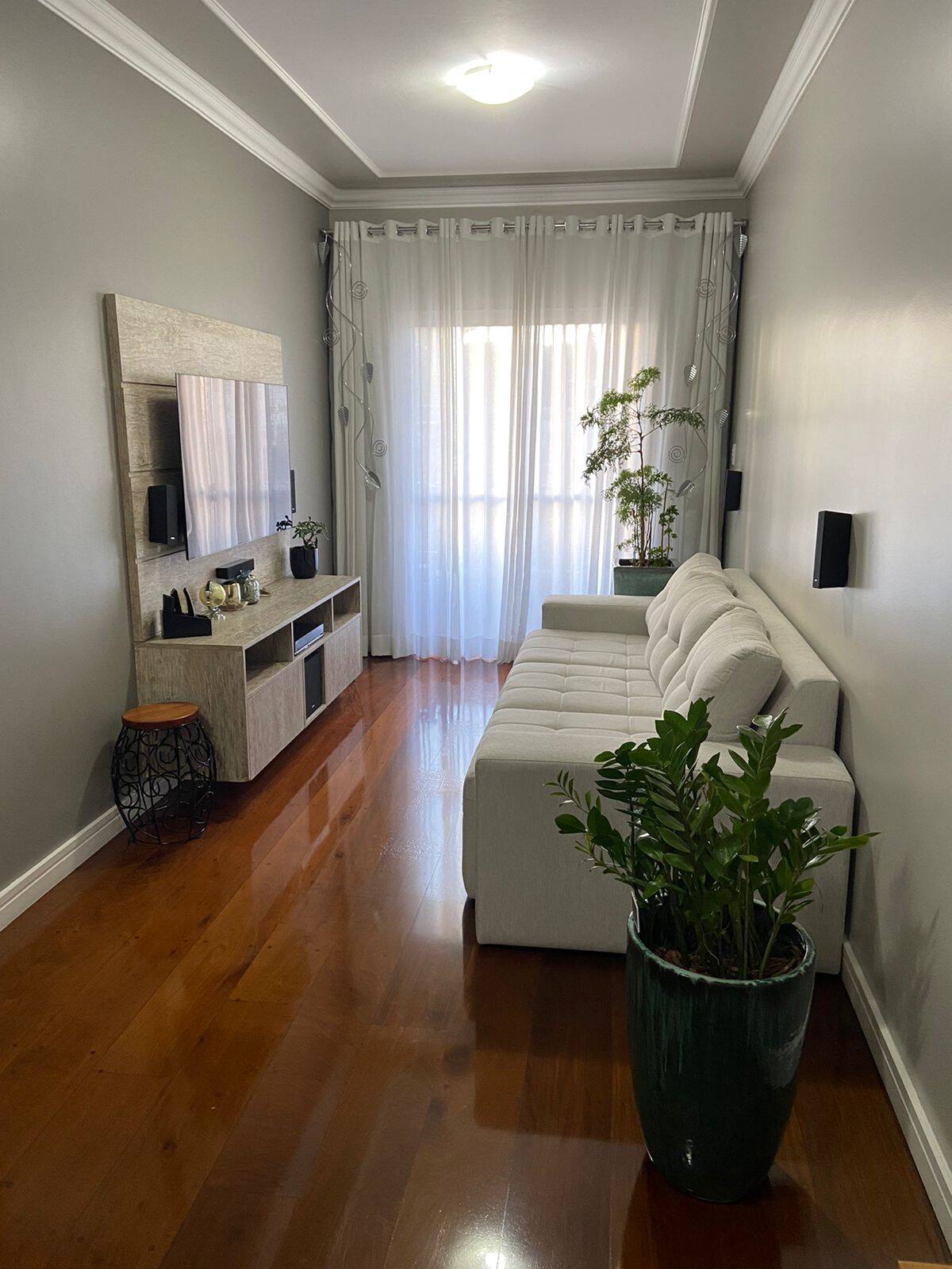 Apartamento à venda com 2 quartos, 78m² - Foto 3