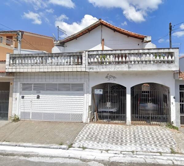 Casa à venda com 3 quartos, 165m² - Foto 1