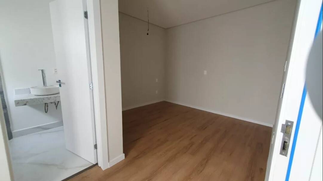 Casa à venda com 3 quartos, 140m² - Foto 10