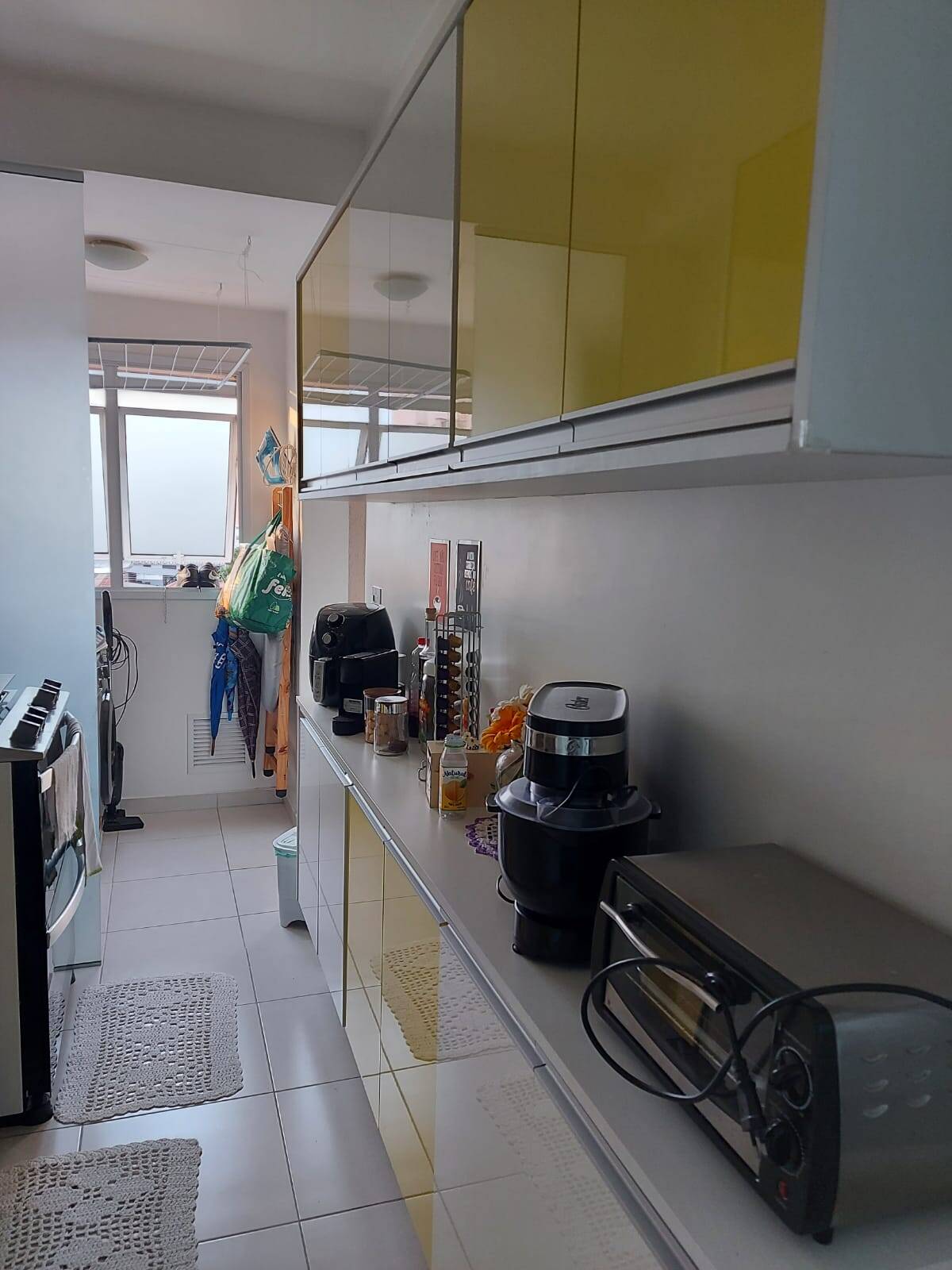 Apartamento à venda com 3 quartos, 85m² - Foto 4