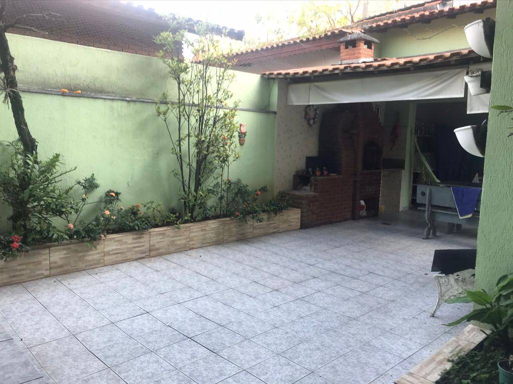 Casa à venda com 3 quartos, 250m² - Foto 9