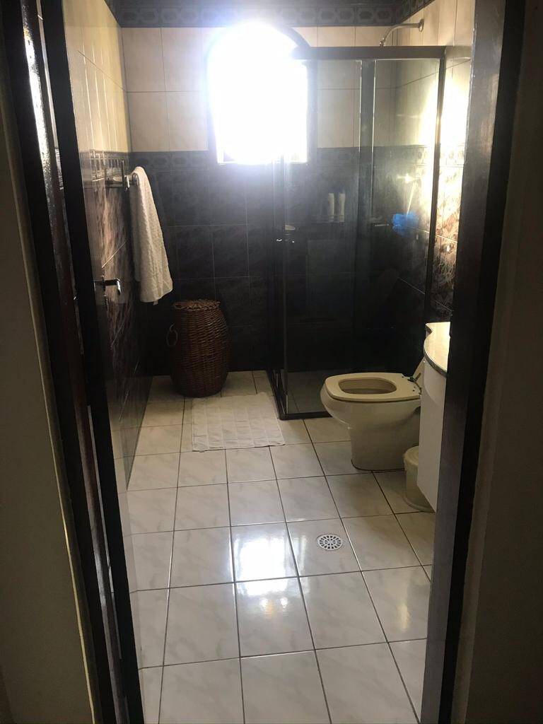 Casa à venda com 3 quartos, 250m² - Foto 20