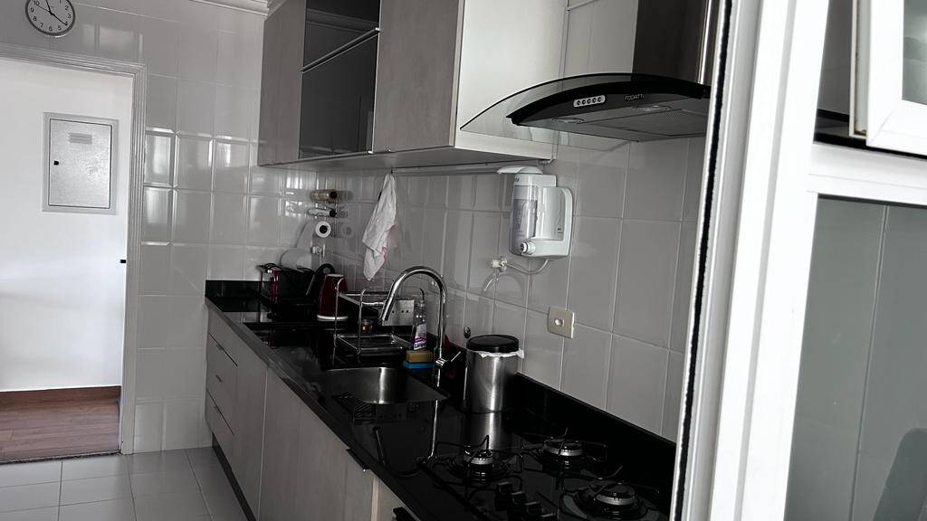 Apartamento à venda com 2 quartos, 70m² - Foto 7