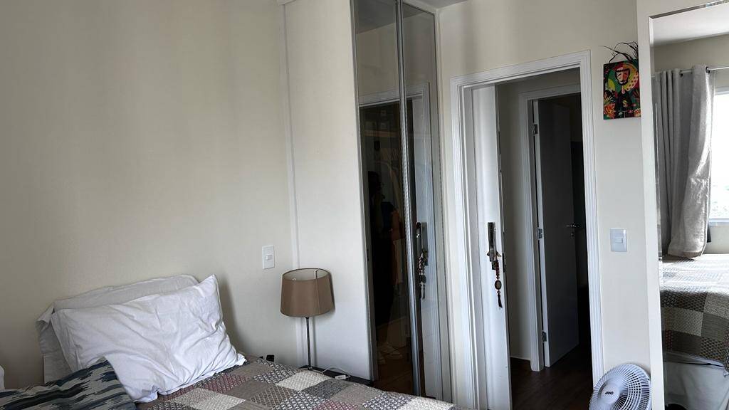 Apartamento à venda com 2 quartos, 70m² - Foto 10