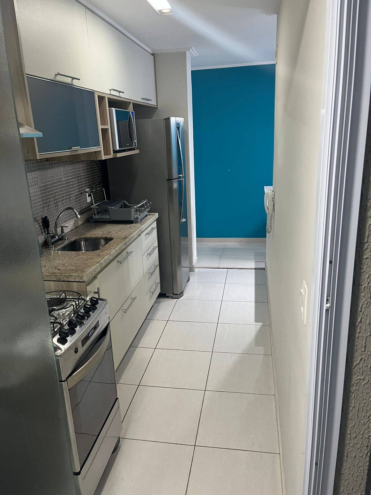 Apartamento à venda com 2 quartos, 62m² - Foto 4