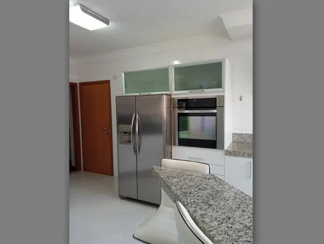 Apartamento à venda com 3 quartos, 188m² - Foto 12