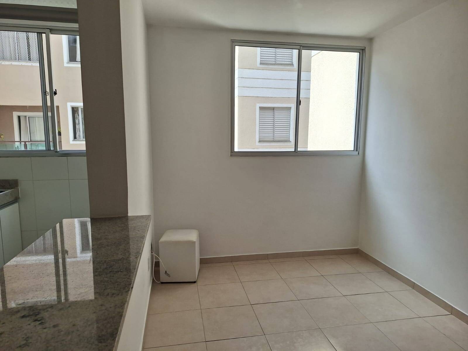 Apartamento à venda com 2 quartos, 48m² - Foto 5