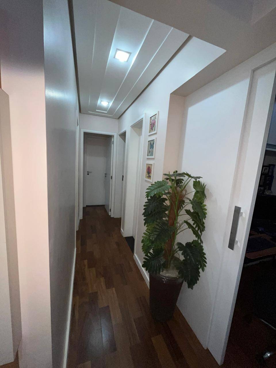 Apartamento à venda com 3 quartos, 96m² - Foto 18