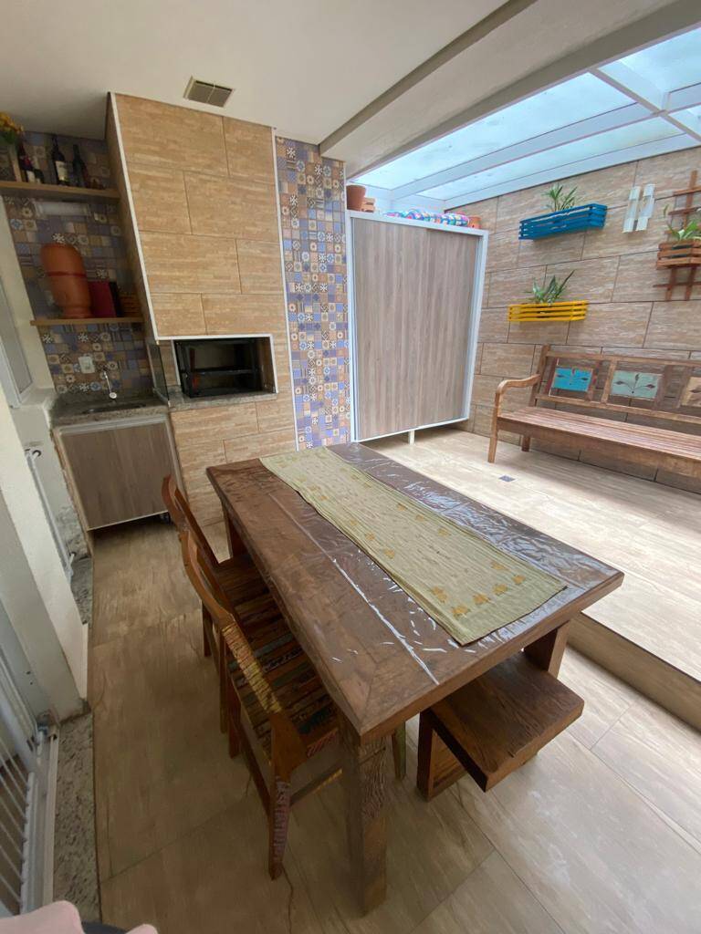 Apartamento à venda com 2 quartos, 95m² - Foto 1