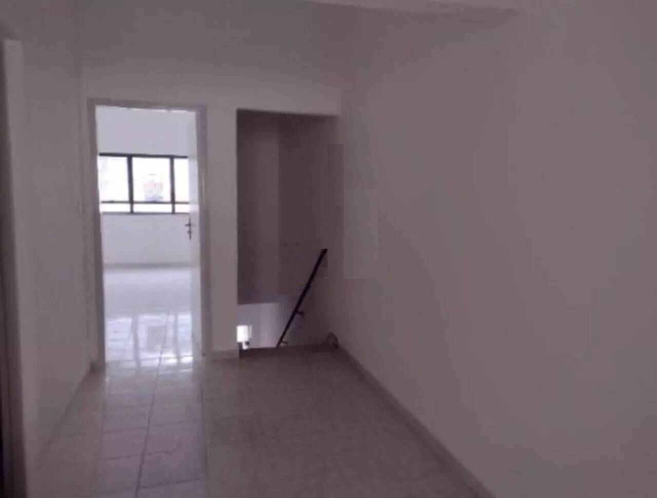 Casa à venda com 2 quartos, 125m² - Foto 2