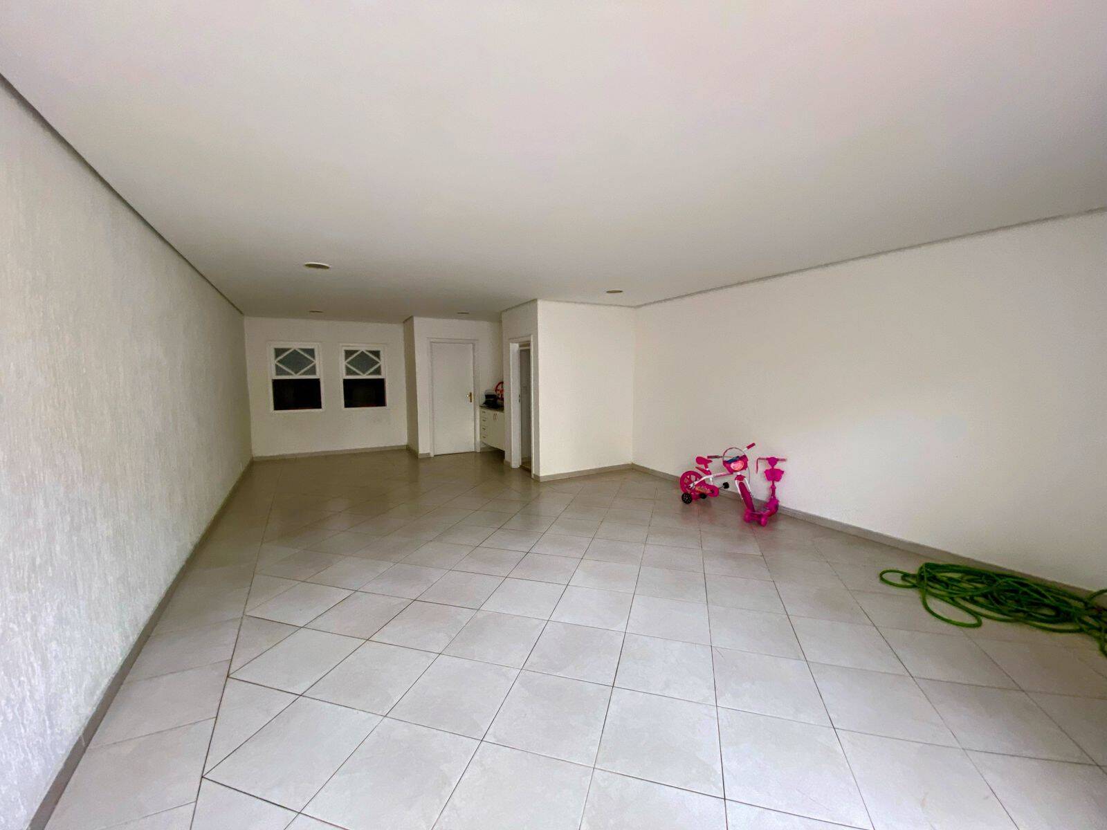 Casa à venda com 3 quartos, 189m² - Foto 31