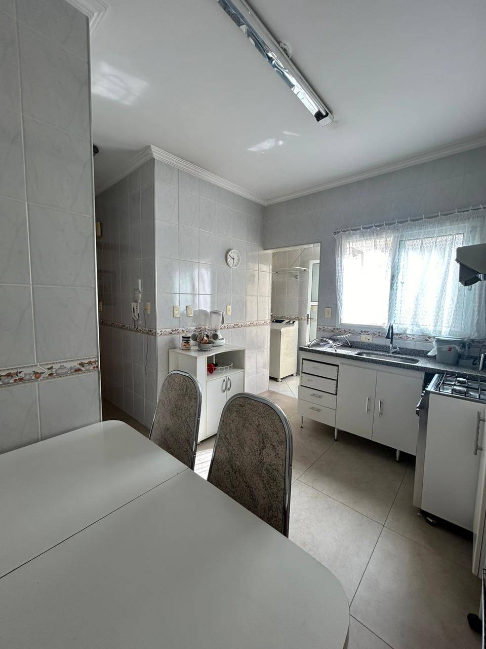 Apartamento à venda com 2 quartos, 80m² - Foto 11