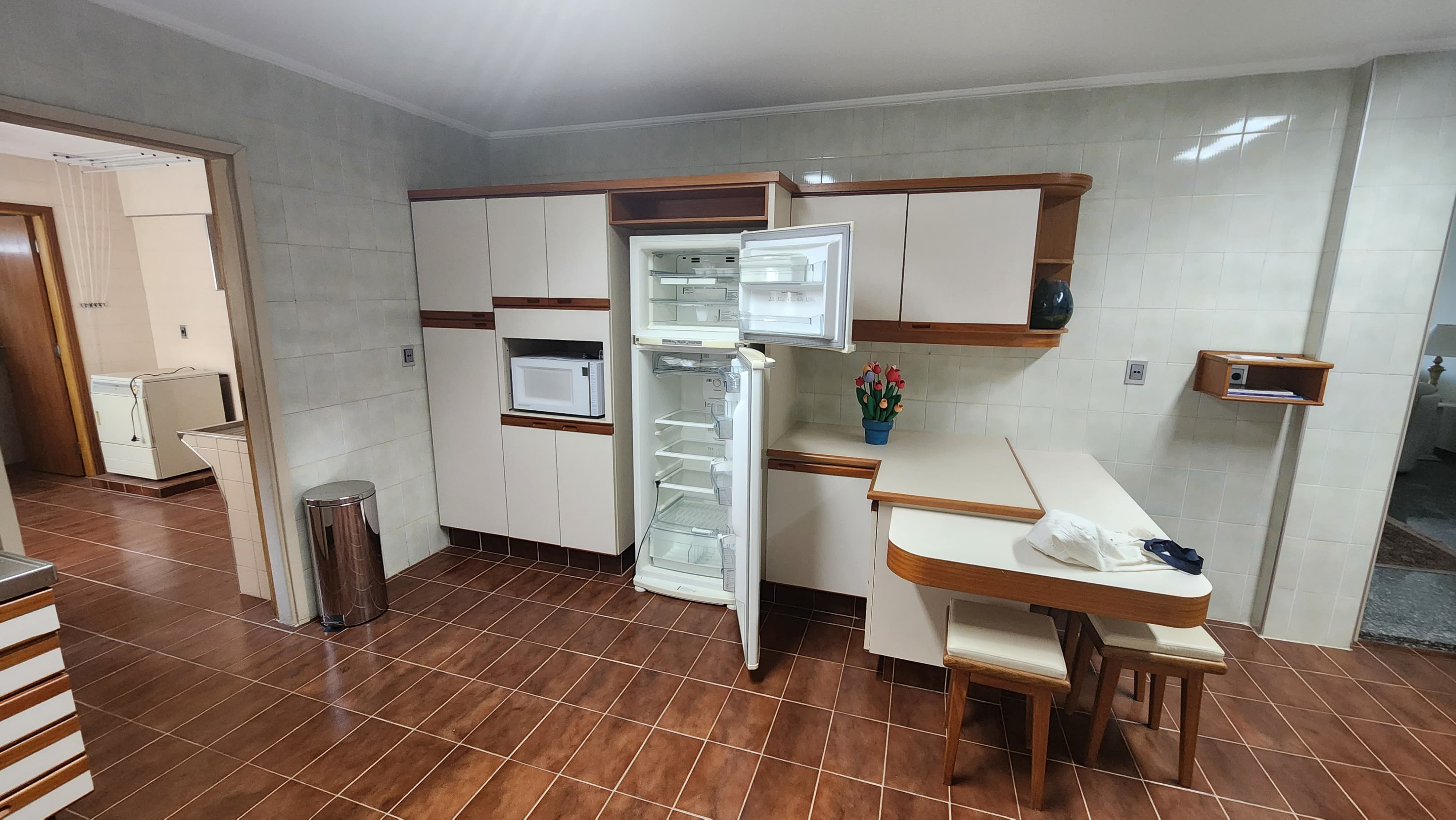 Apartamento à venda com 3 quartos, 145m² - Foto 19