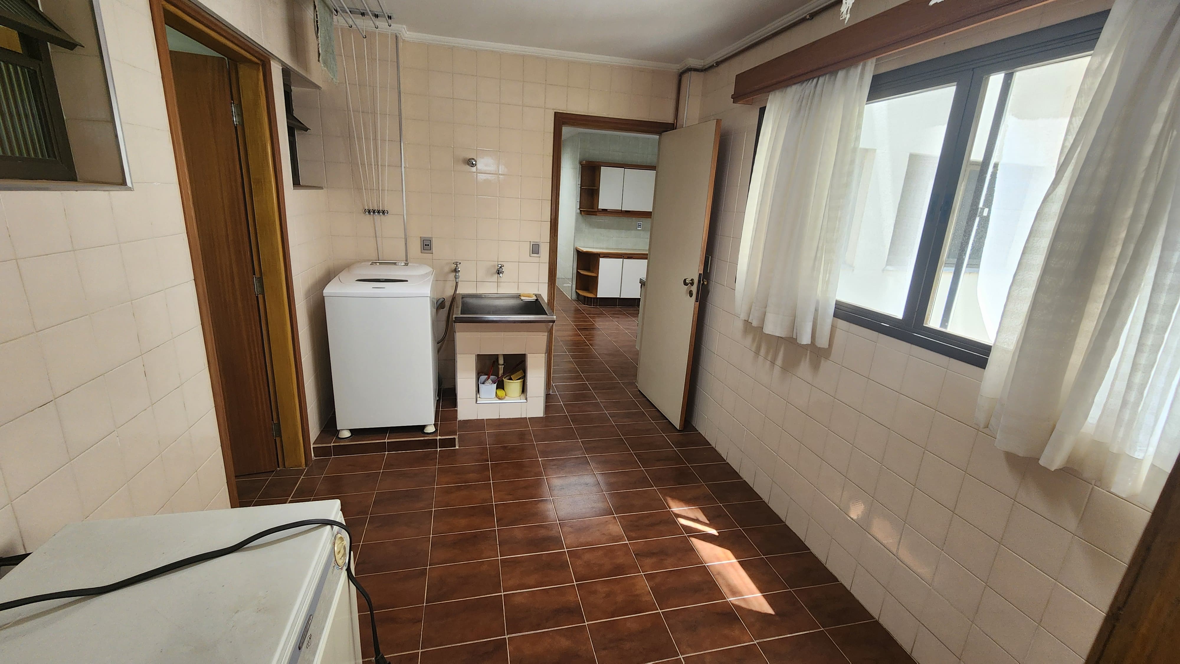 Apartamento à venda com 3 quartos, 145m² - Foto 21