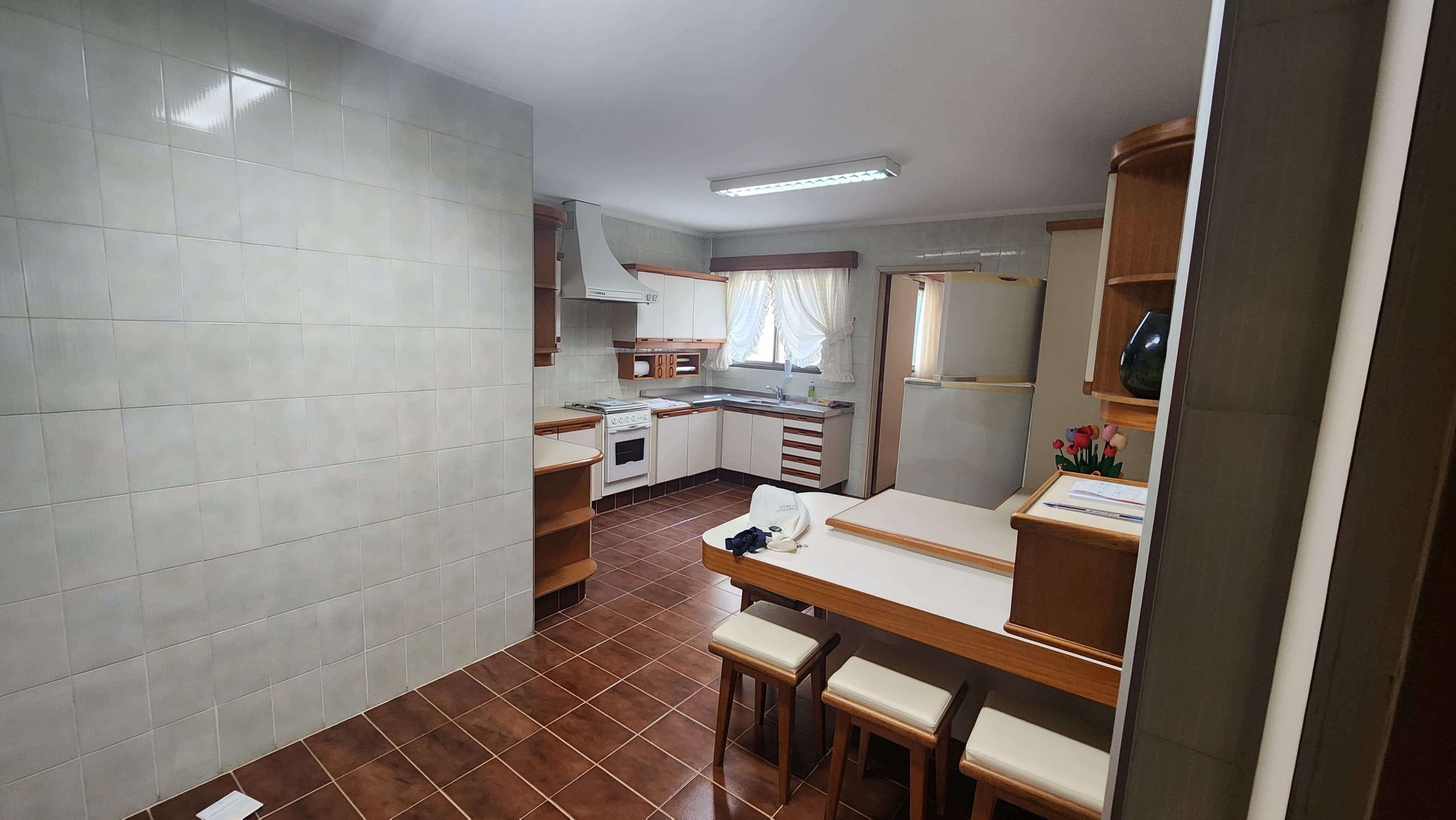 Apartamento à venda com 3 quartos, 145m² - Foto 17