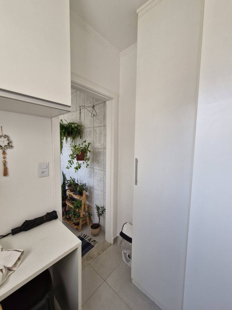 Apartamento à venda com 2 quartos, 75m² - Foto 20