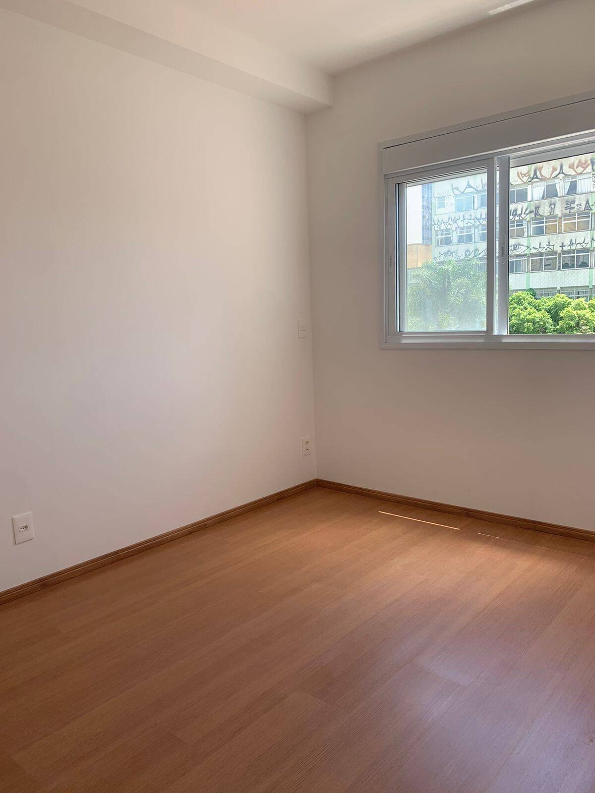 Apartamento à venda com 2 quartos, 64m² - Foto 17