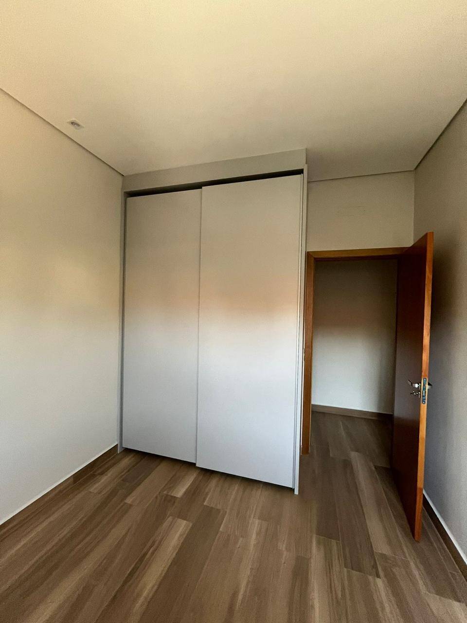 Casa à venda com 3 quartos, 300m² - Foto 10