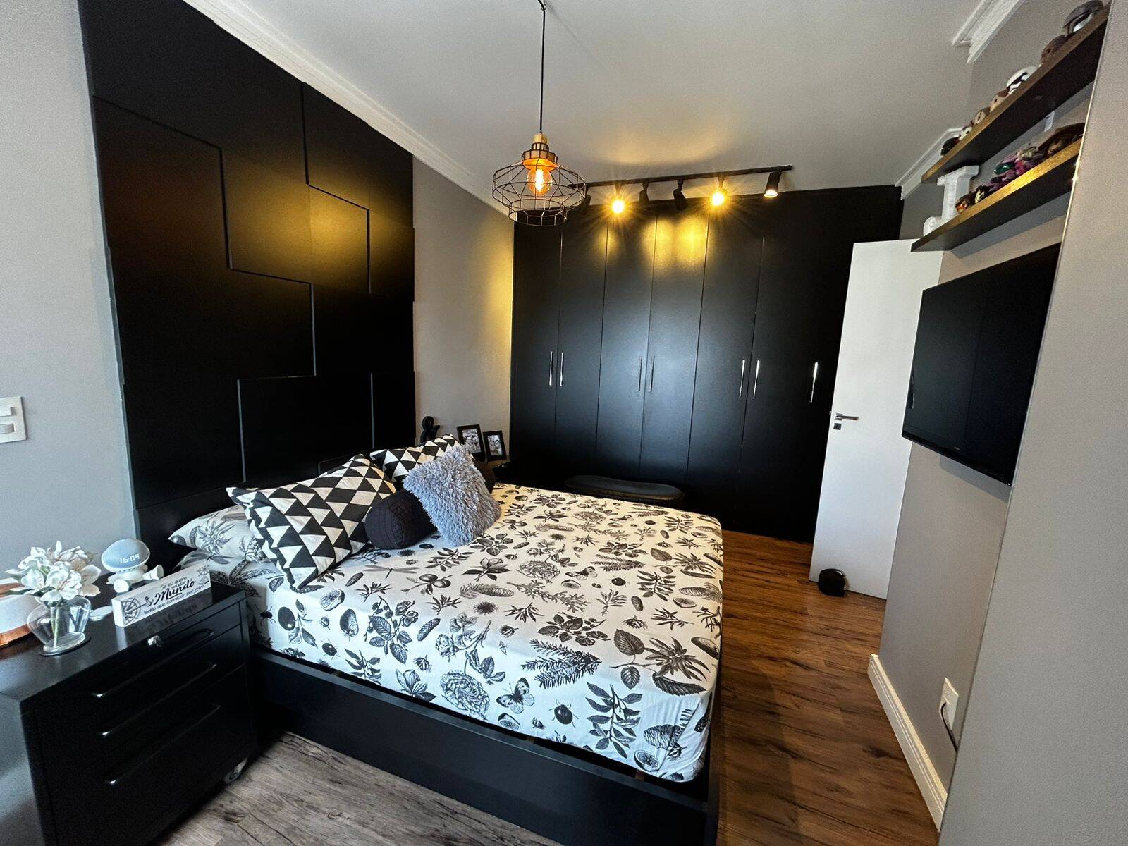 Apartamento à venda com 2 quartos, 60m² - Foto 19